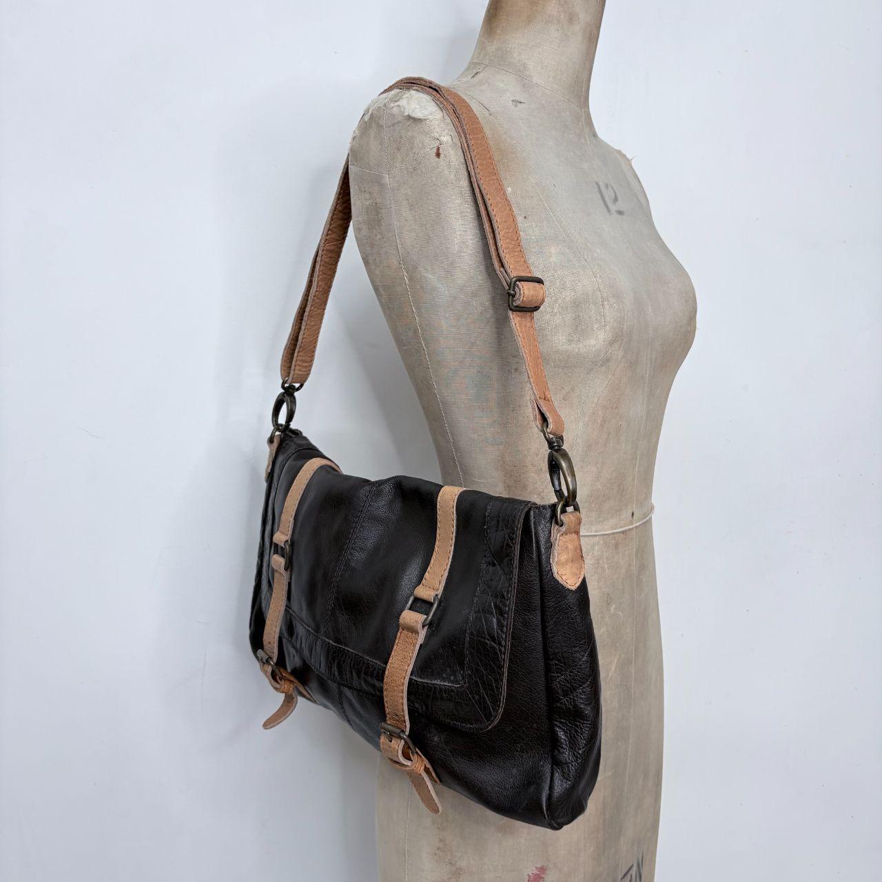 Black buckle leather bag