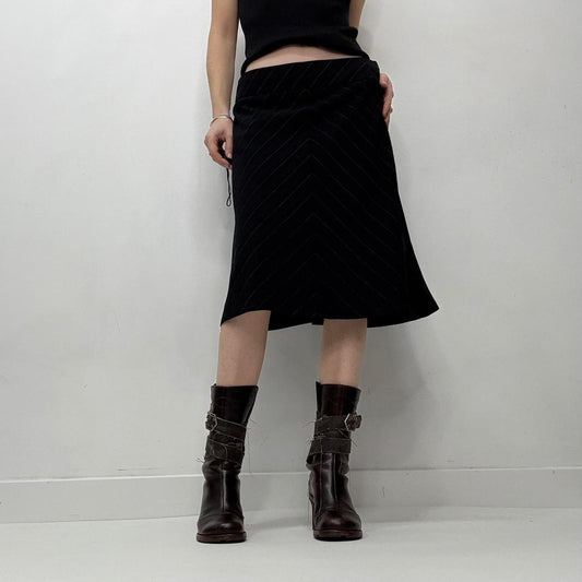 Black pinstriped fitted office skirt