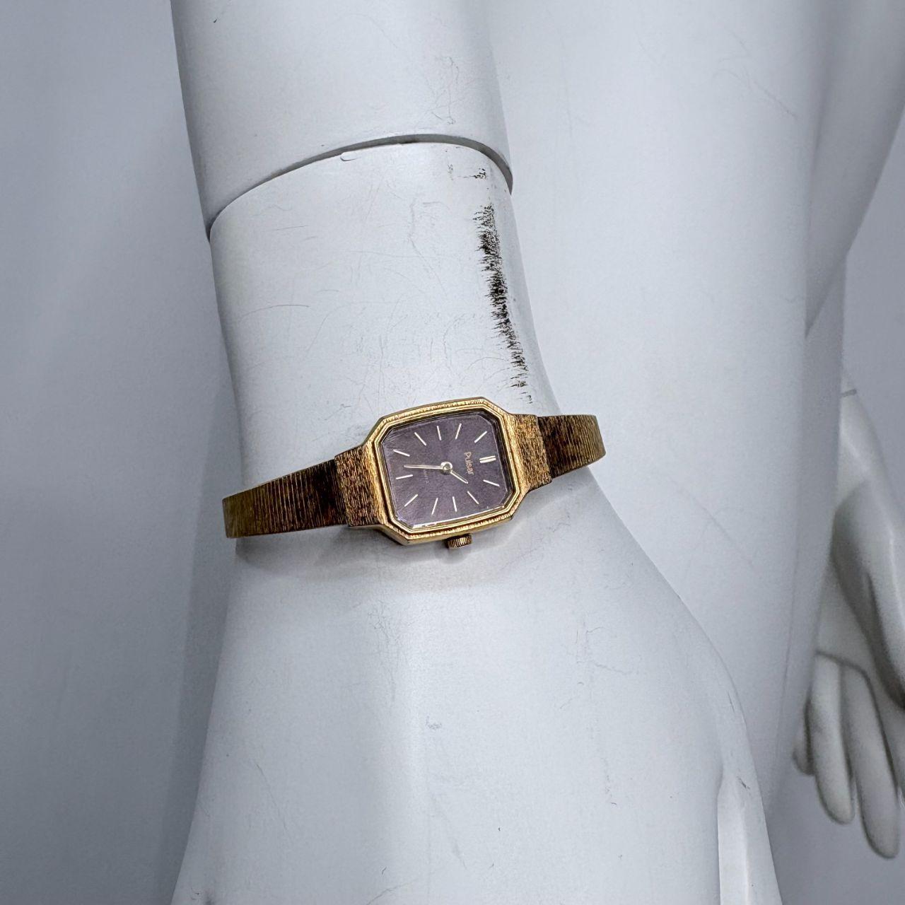 Vintage gold pulsar watch