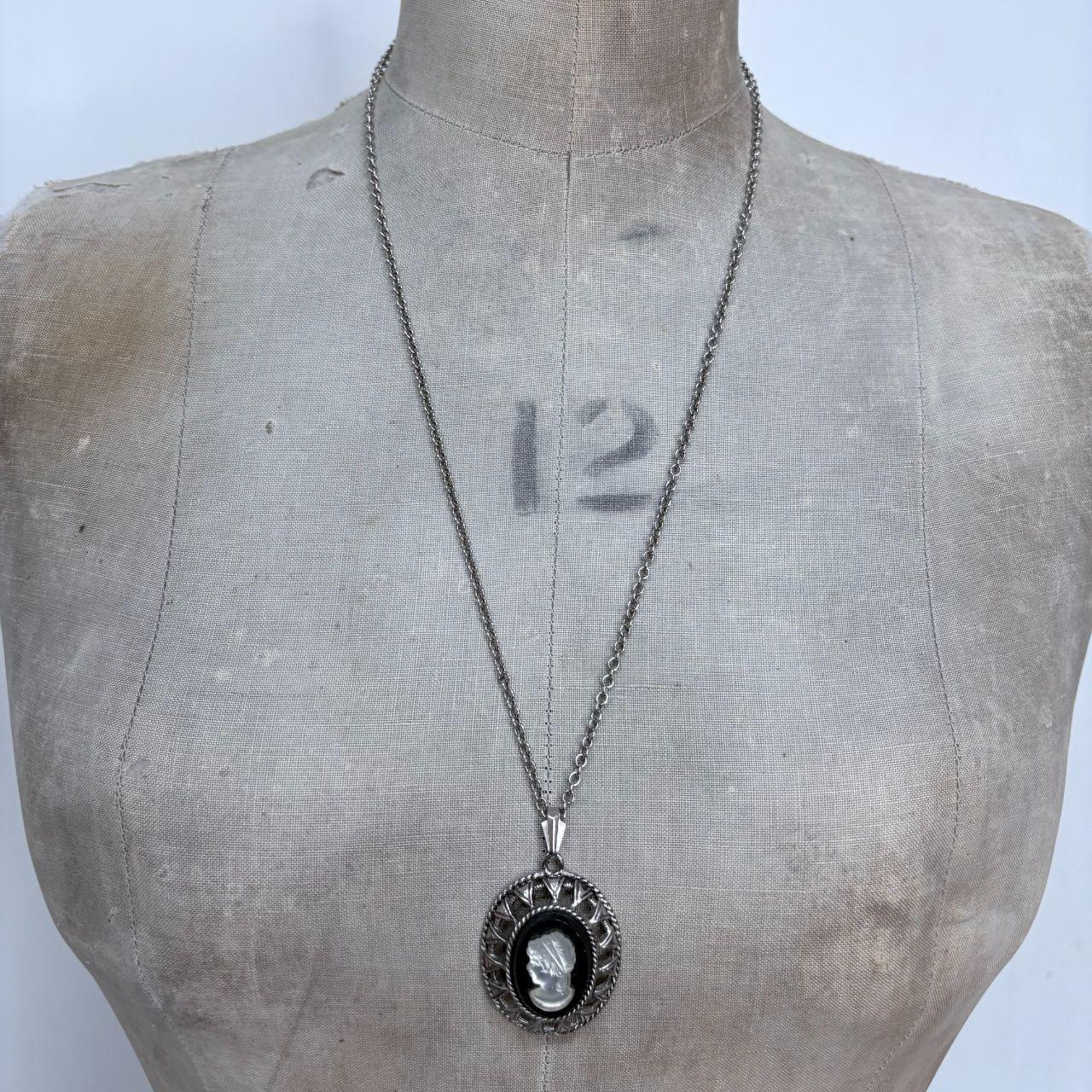 Mother of pearl cameo necklace