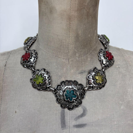 Chunky silver flower necklace