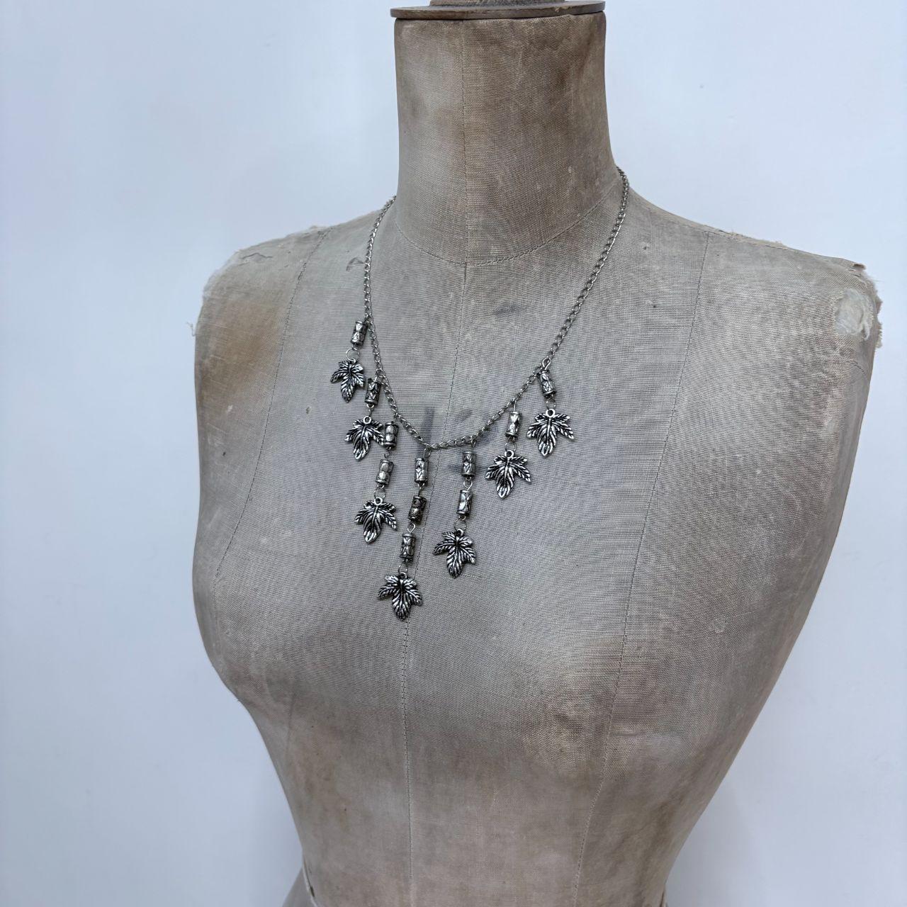 Layered leaf charm necklace