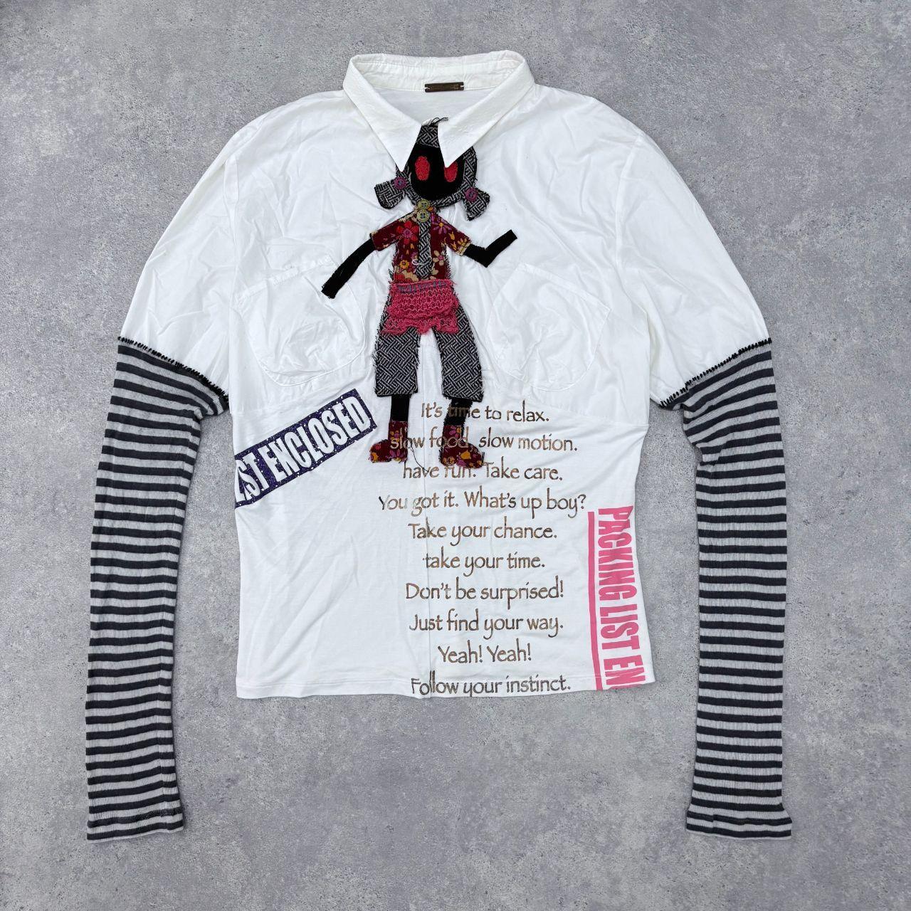 White graphic appliqué puff striped shirt
