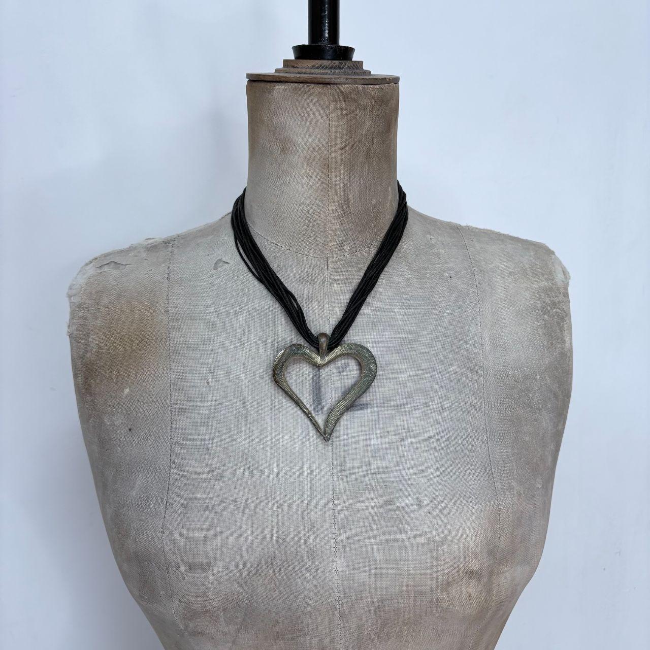 Layered chunky love heart necklace