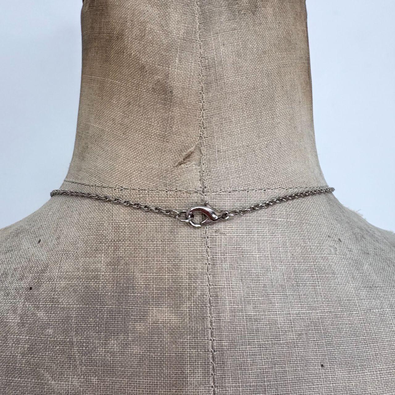 Delicate chain pearl necklace