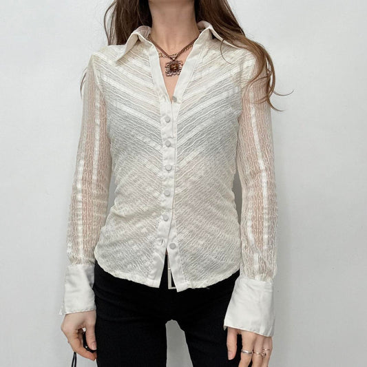 Lace fitted flared shirt