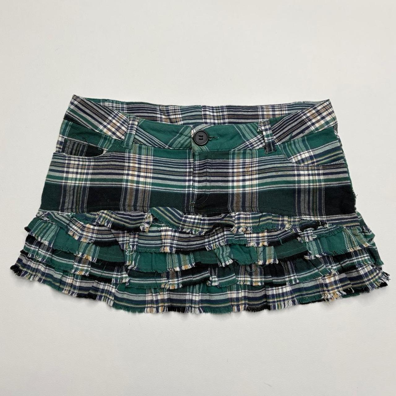 Pleated mini tartan skirt