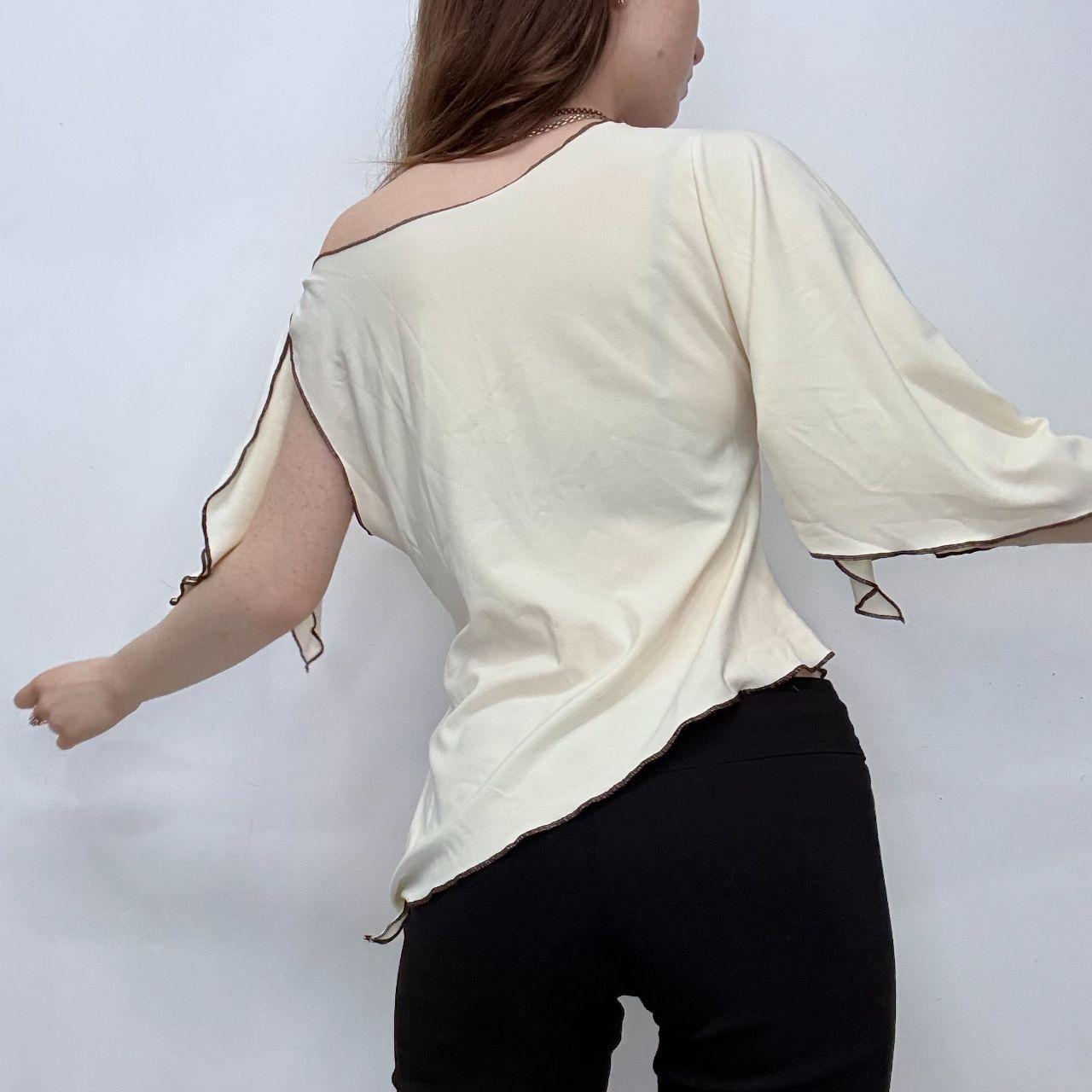 Asymmetric flutter jersey flared top