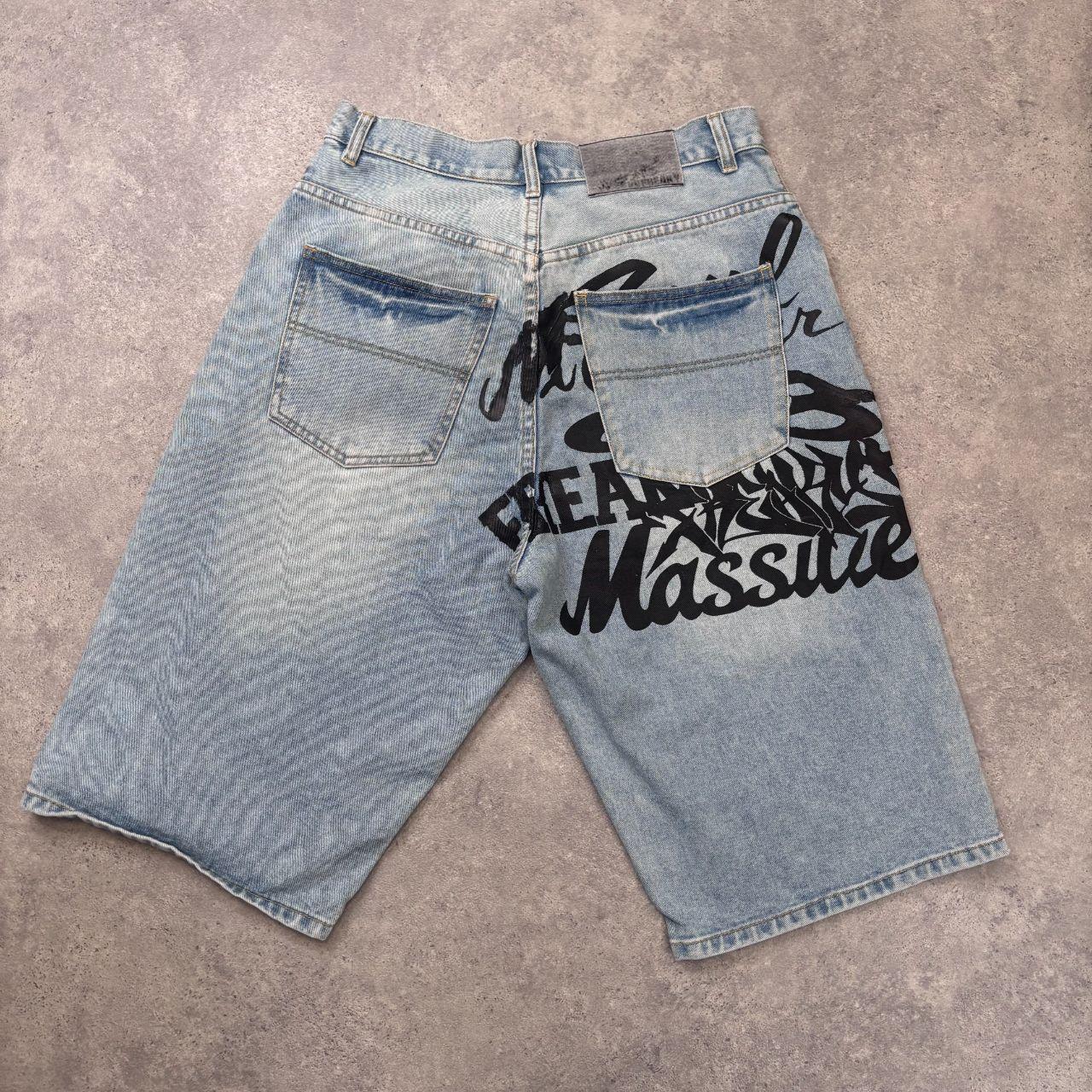 Oversized distressed denim baggy jorts