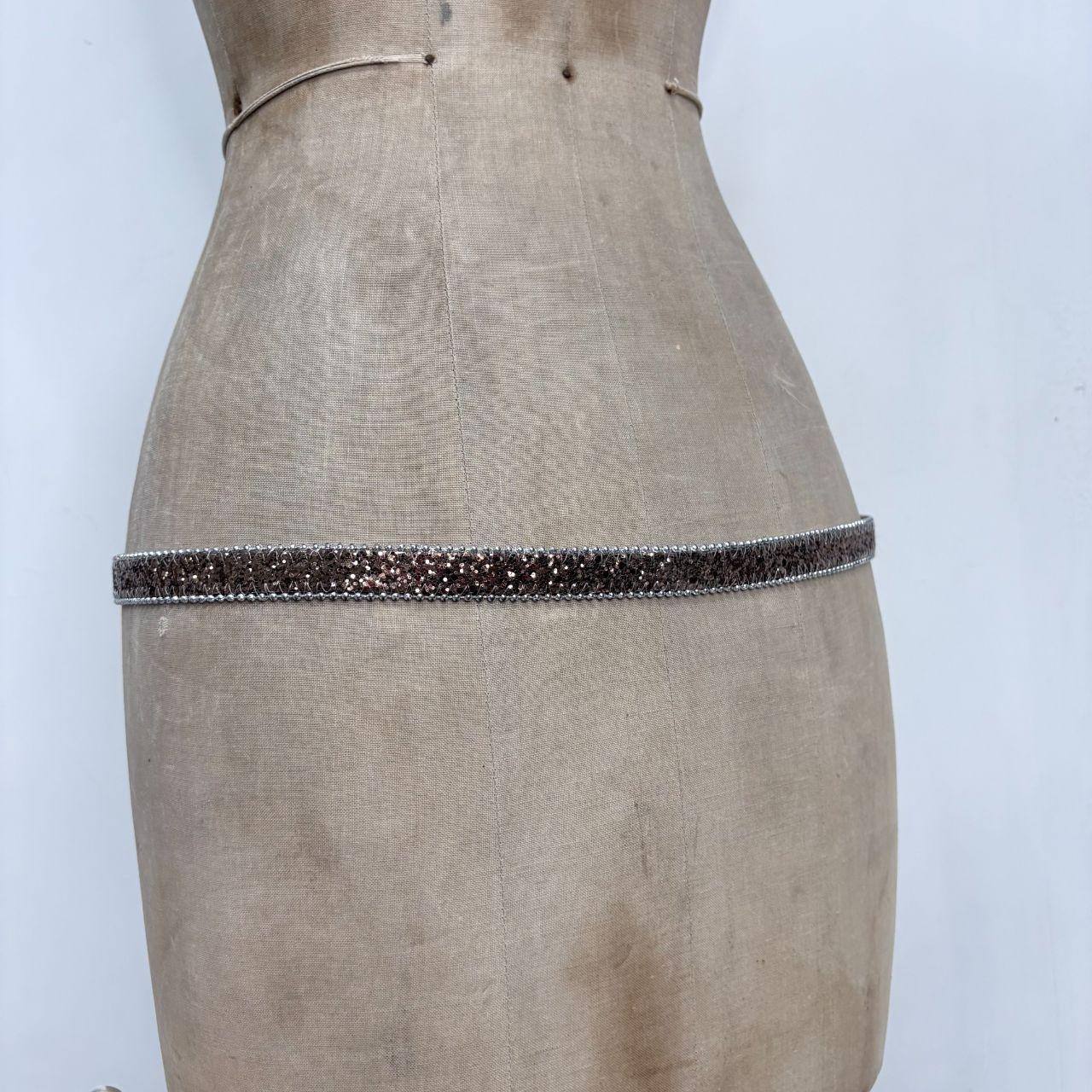 Thin silver giltter belt