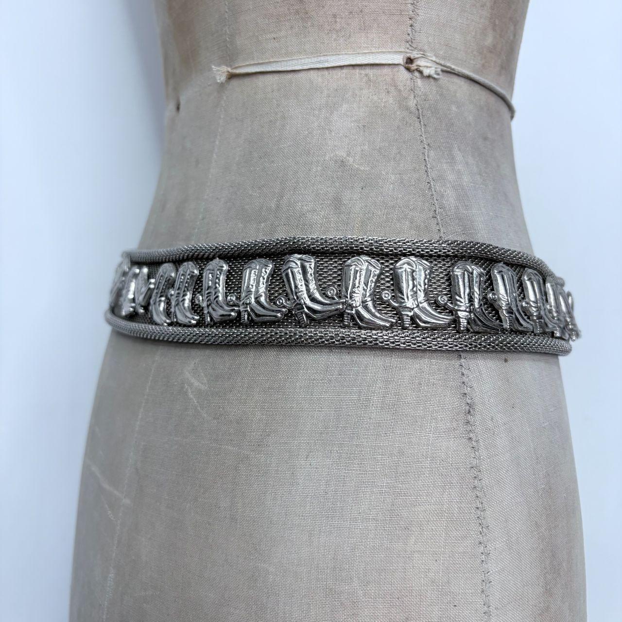 Western metal cowgirl silver belt