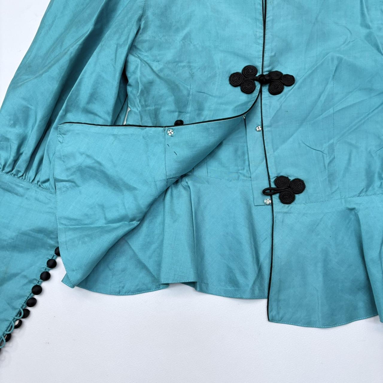 Gathered puff baroque high neck shirt