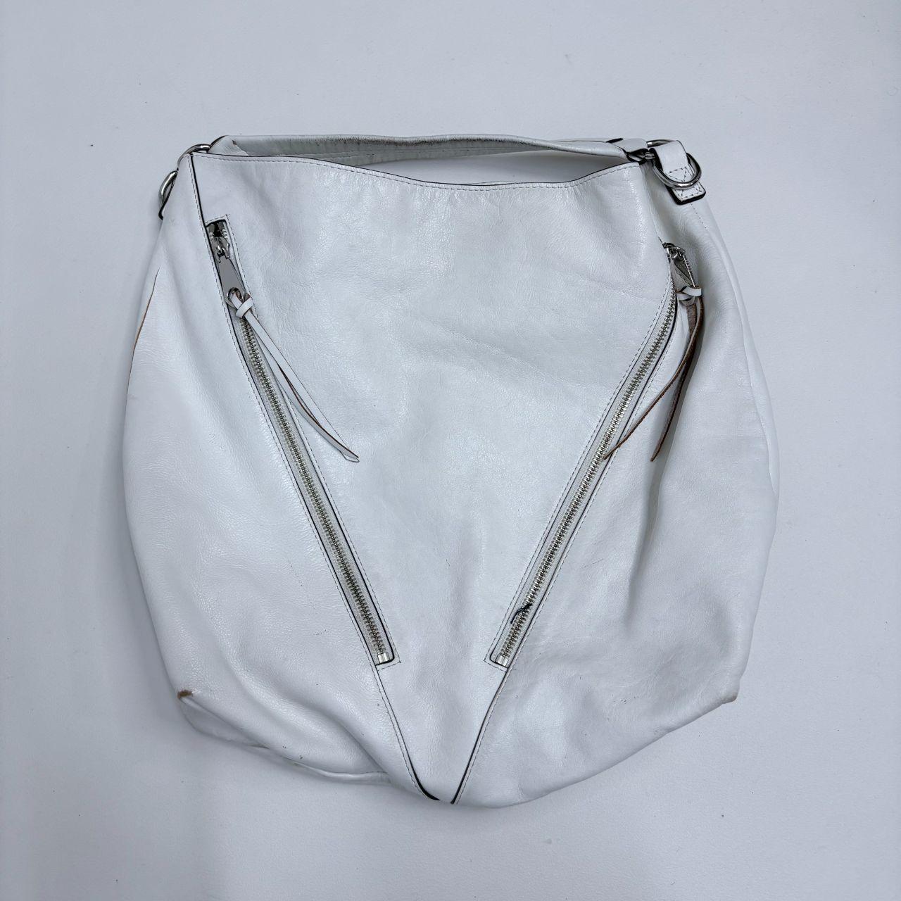 White leather slouchy shoulder bag