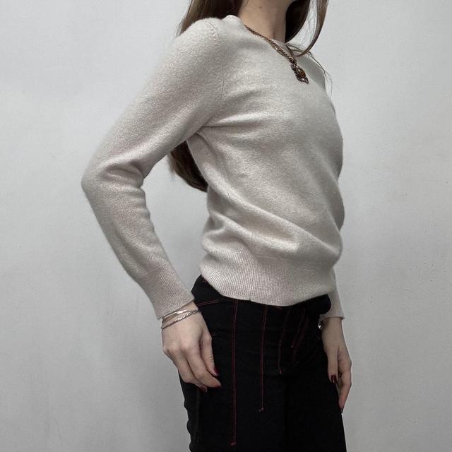 Soft knit cream cashmere jumper