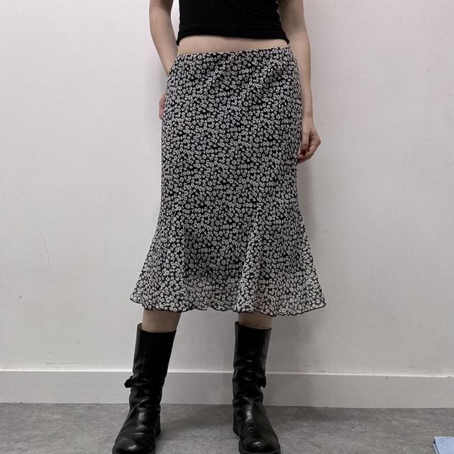 Ditsy floral skirt