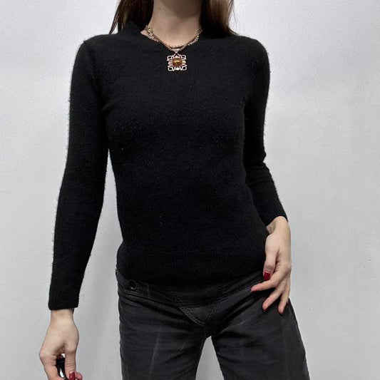Black cashmere knitted jumper