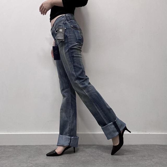 Distressed low rise Y2K jeans