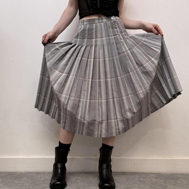 Pleated pinstripe checked skirt