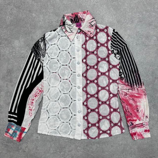 Save the queen embroidered graphic shirt