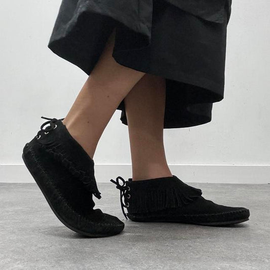 Black tassel hippie walbee style shoes