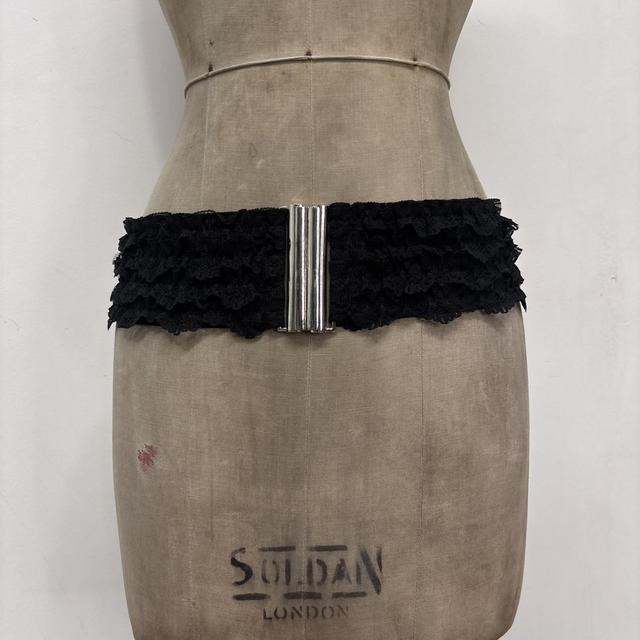 Black lace belt