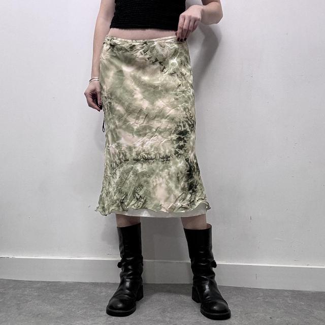 Green mesh distressed print midi skirt