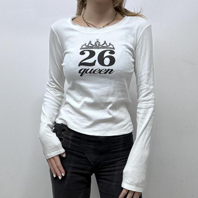 Graphic printed white tshirt