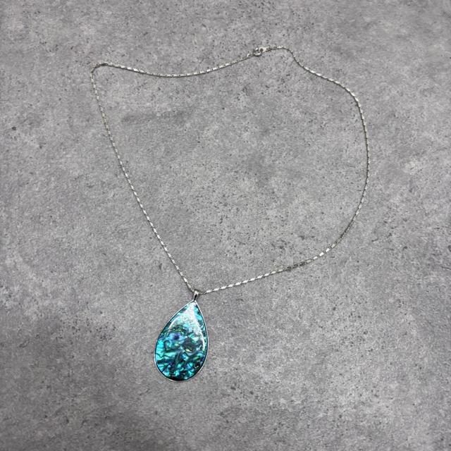 Silver pearl shell stone necklace