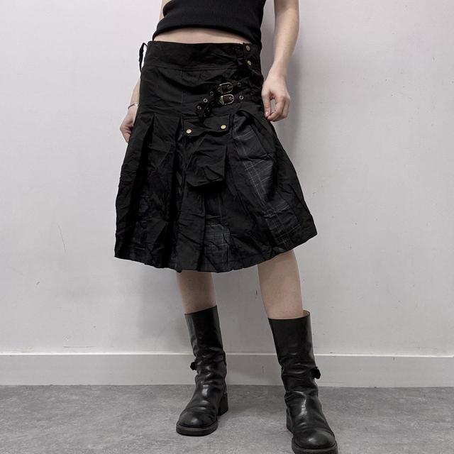Grunge pleated gothic buckle skirt
