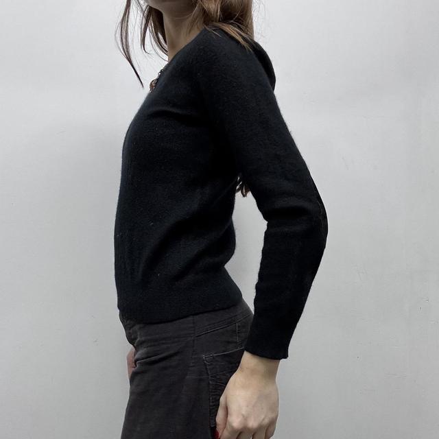 Black soft cashmere knitted jumper