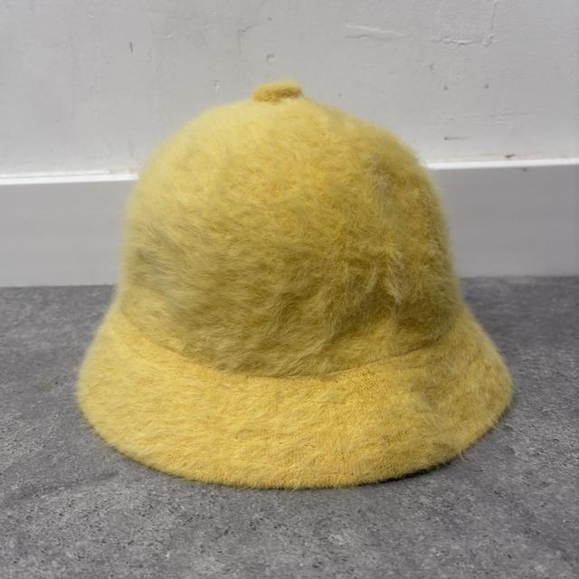 Kangoal fur bucket hat