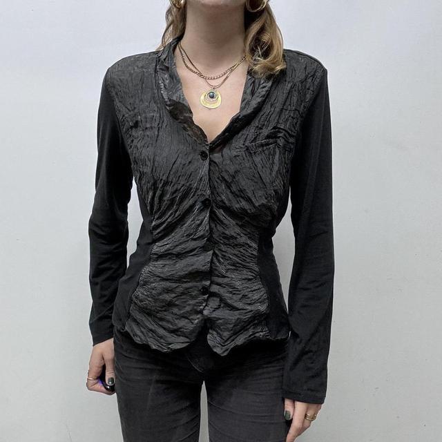 Crinkle textured flared cardigan shirt