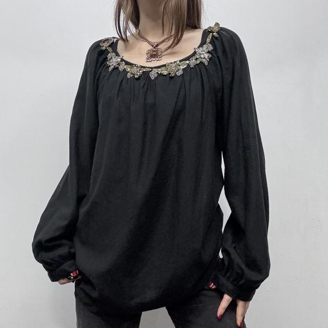 Black puff flared floaty  shirt