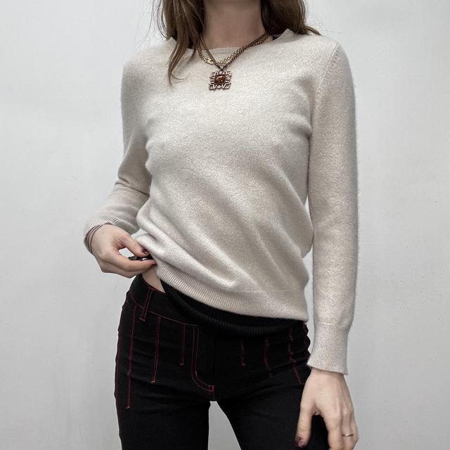 Soft knit cream cashmere jumper