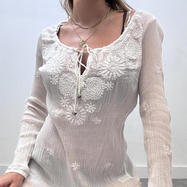 White crinkle embroidered mini dress