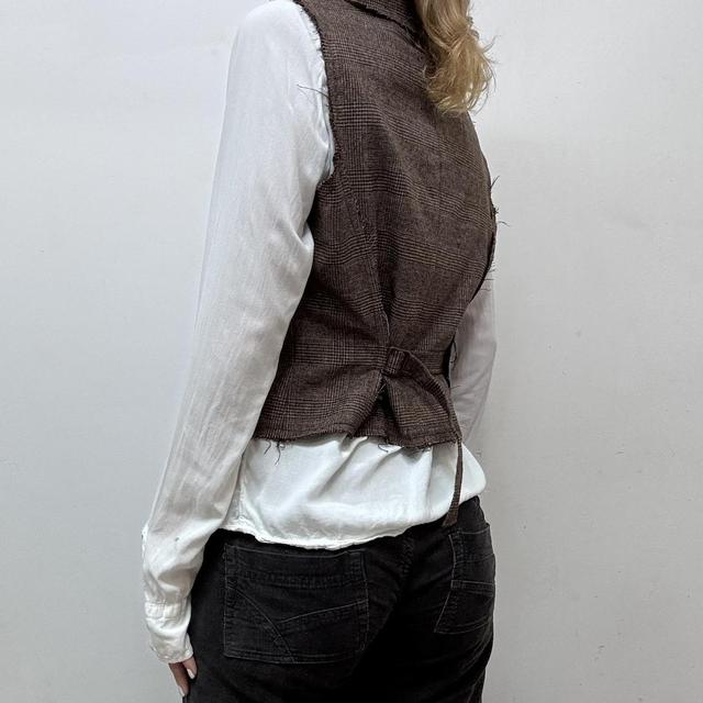 Brown twee distressed waistcoat