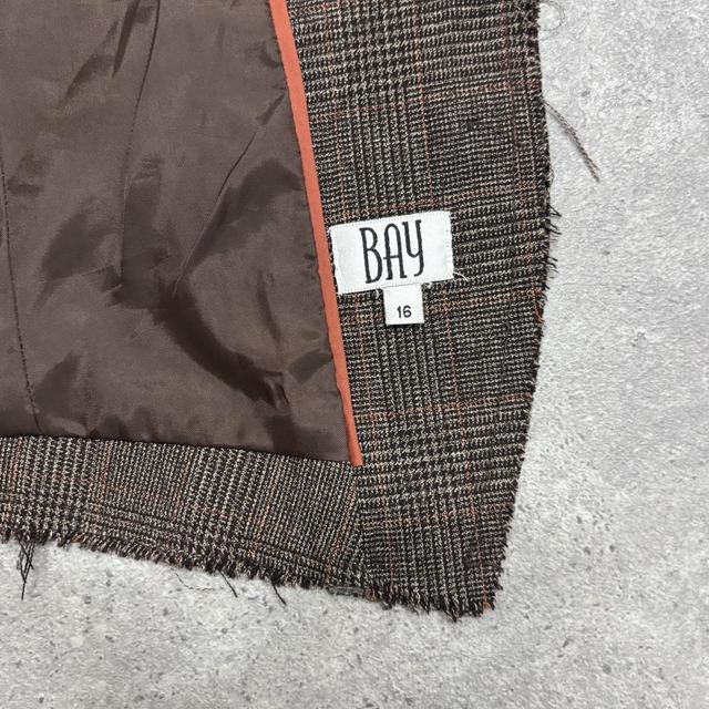 Brown twee distressed waistcoat