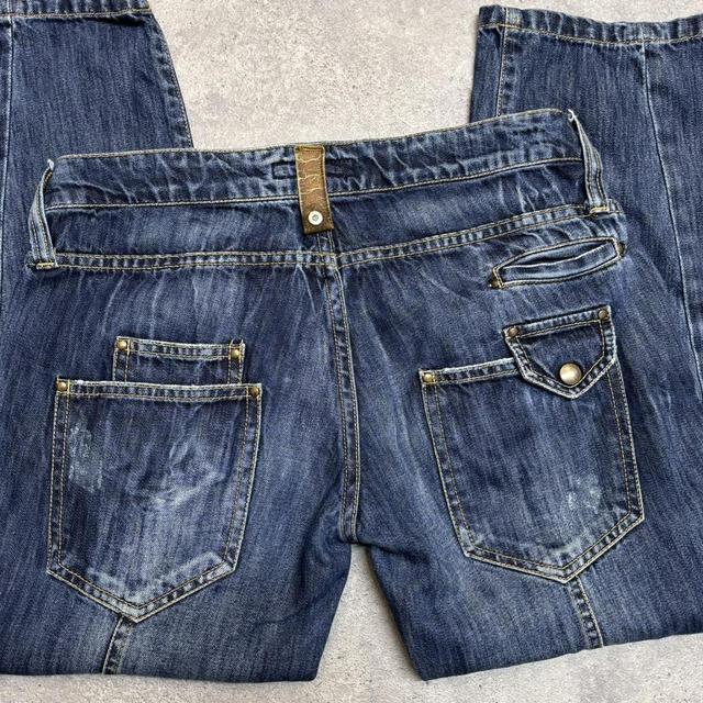 Distressed denim cropped trousers