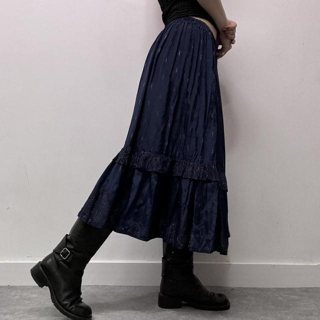 Navy pleated crinkle midi skirt