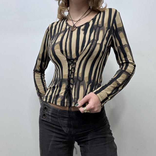 Printed graphic long sleeve corset top