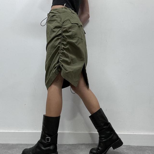 Khaki cinched toggle skirt