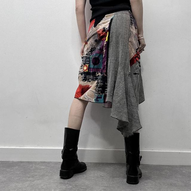 Graphic asyemmetric patterned tweed skirt