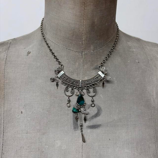 Silver wire gemstone necklace