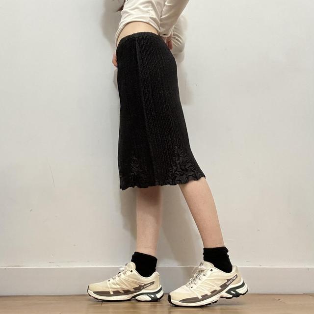 Black pleated midi skirt