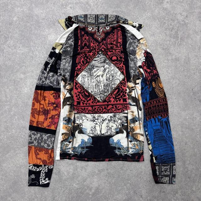 Save the queen graphic patterned shirt
