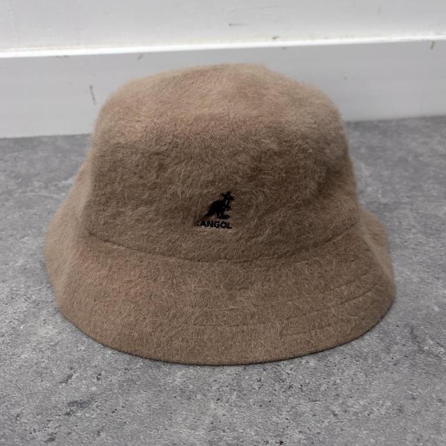 Kangoal brown fur bucket hat