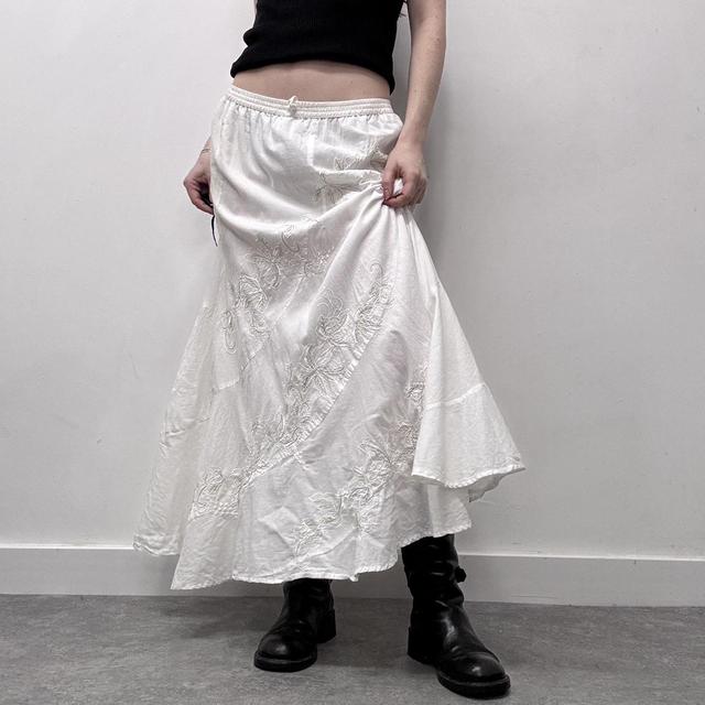 White lace embroidered maxi skirt