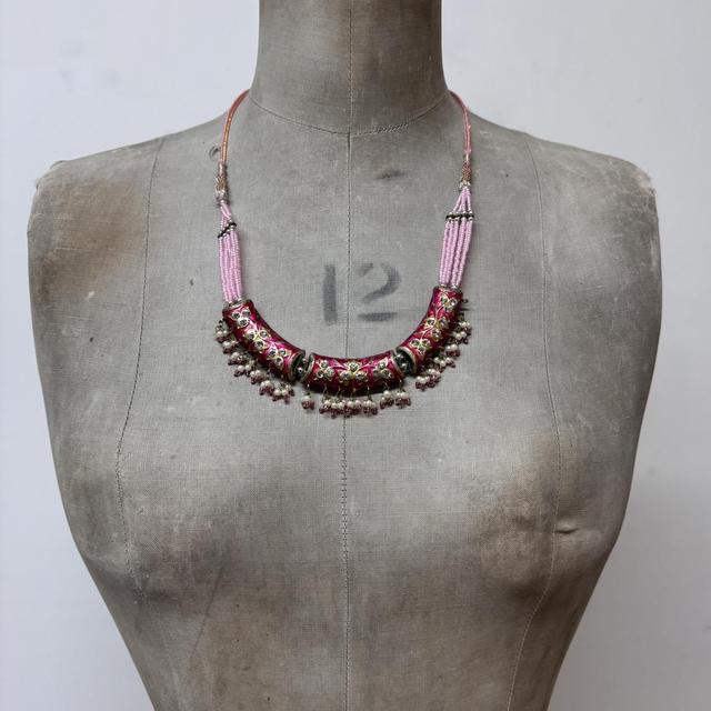 Beaded metal gemstone necklace