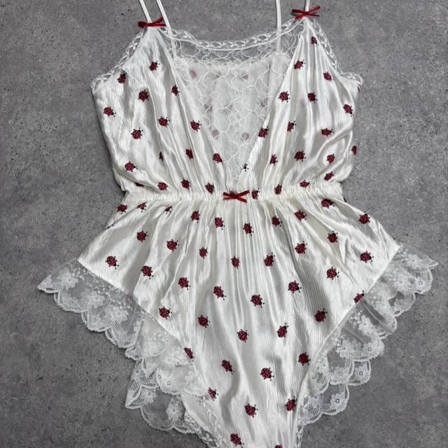 Vintage body lace suit