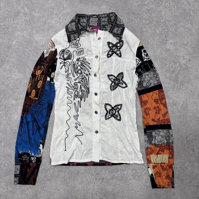 Save the queen graphic patterned shirt